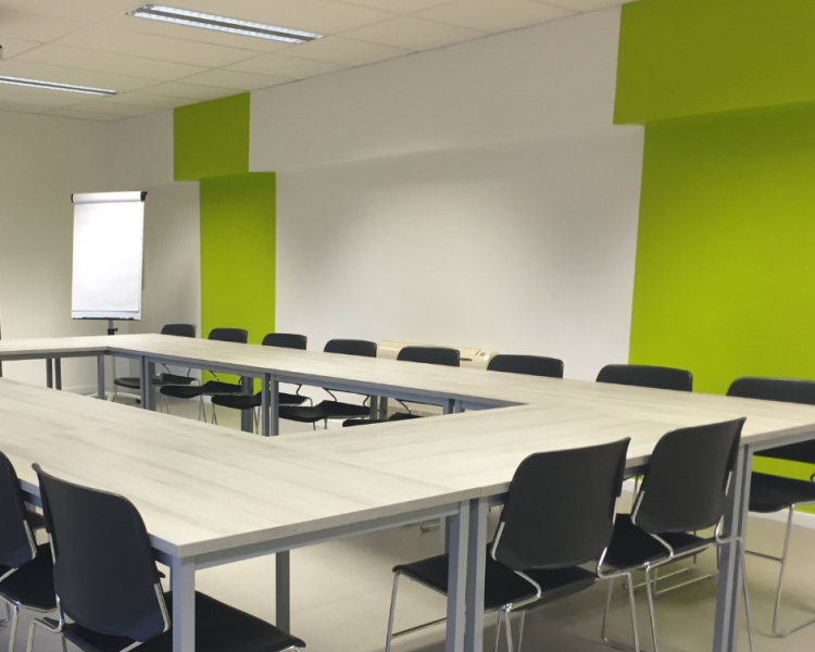Image of meeting room in library